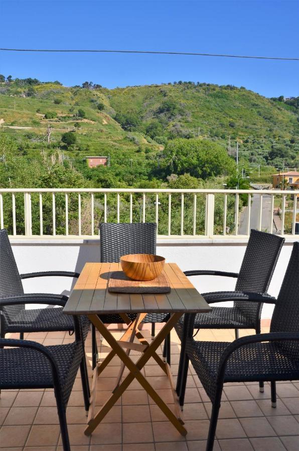 Penthouse Mare E Monti Lejlighed Tropea Eksteriør billede